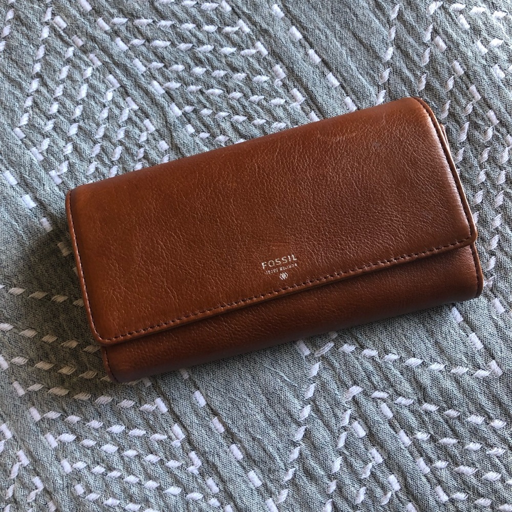 Fossil wallet